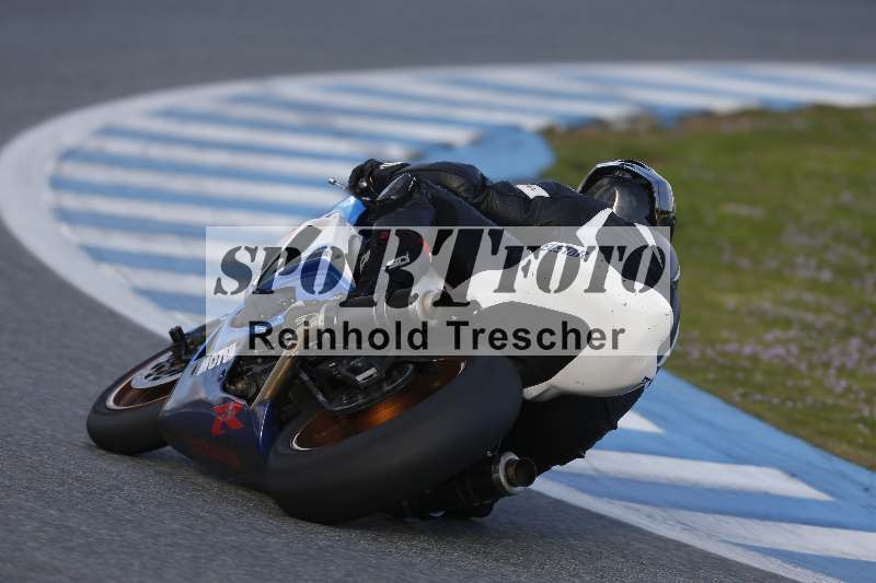 /Archiv-2025/01 24.-27.01.2025 Moto Center Thun Jerez/rot-red/backside